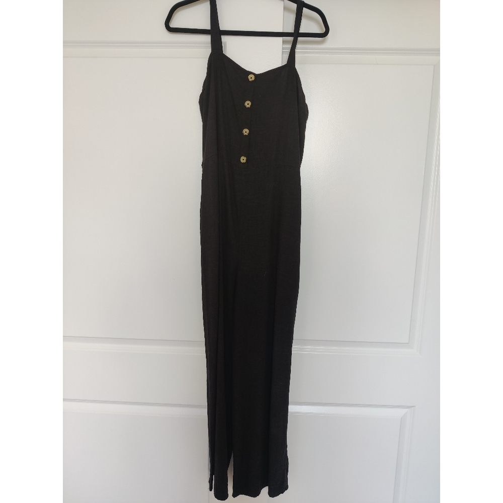 Black jumpsuit w/ pockets